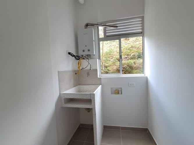 Apartamento de 2 alcobas en arriendo en Fontibon, Rionegro, 60 m² · foto 4 de 11