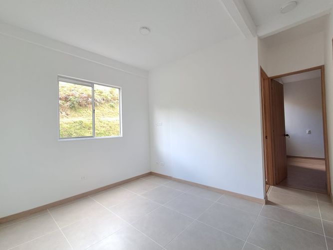 Apartamento de 2 alcobas en arriendo en Fontibon, Rionegro, 60 m² · foto 5 de 11