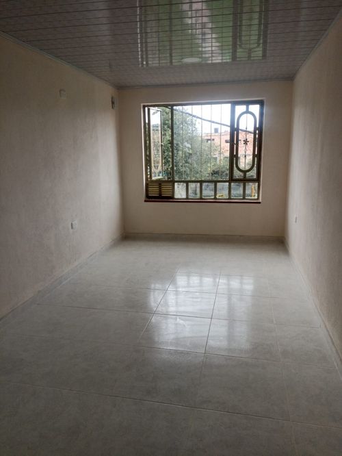 Casa de 8 alcobas en venta en El Dorado, Mosquera, 220 m² · foto 18 de 20