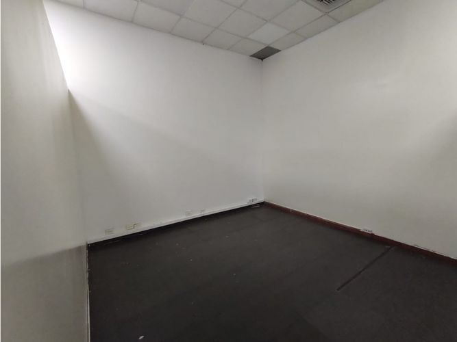 Local en arriendo en Santa Monica, Cali, 200 m² · foto 6 de 24