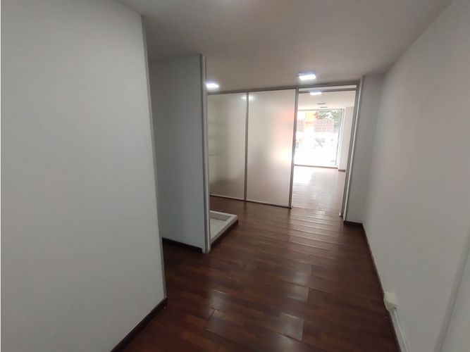 Local en arriendo en Santa Monica, Cali, 200 m² · foto 22 de 24