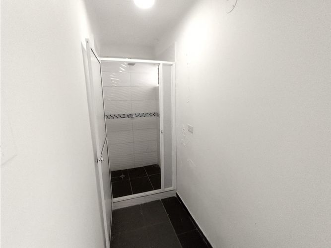 Local en arriendo en Santa Monica, Cali, 200 m² · foto 23 de 24