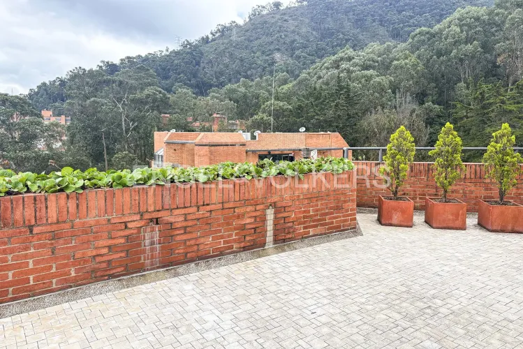 Apartamento de 4 alcobas en venta en Los Rosales, Bogotá, 437 m² · foto 7 de 16