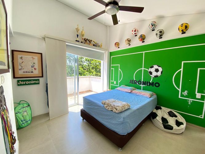 Casa de 4 alcobas en venta en Peon, Jamundí, 352 m² · foto 13 de 24