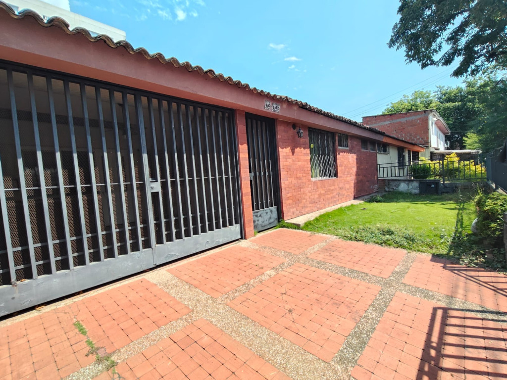Casa en Arriendo en Vipasa, Cali