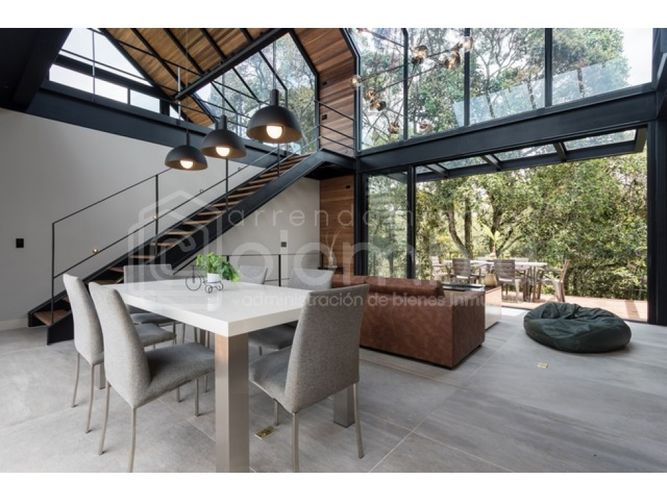 Casa de 2 alcobas en venta en Pantanillo, Envigado, 304 m² · foto 2 de 24