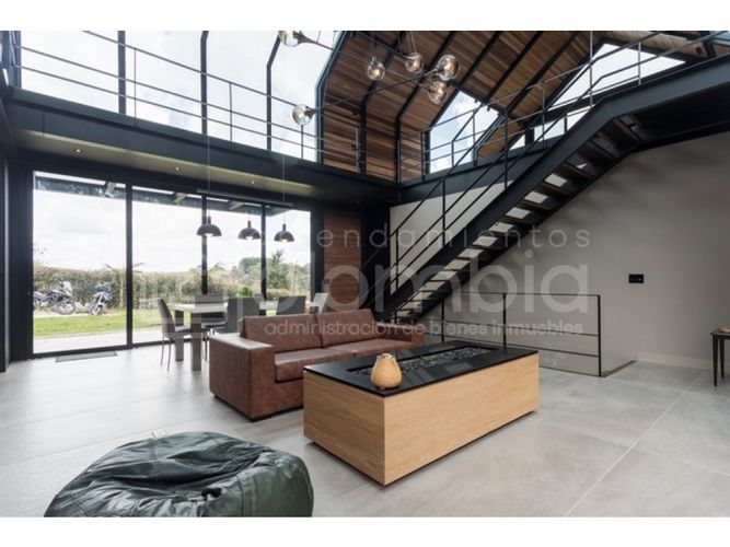 Casa de 2 alcobas en venta en Pantanillo, Envigado, 304 m² · foto 4 de 24