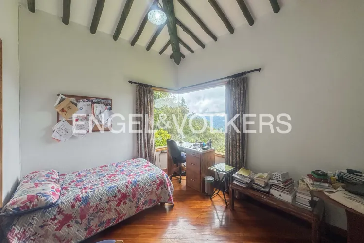 Casa de 4 alcobas en venta en Carrizales, Rionegro, 423 m² · foto 19 de 24