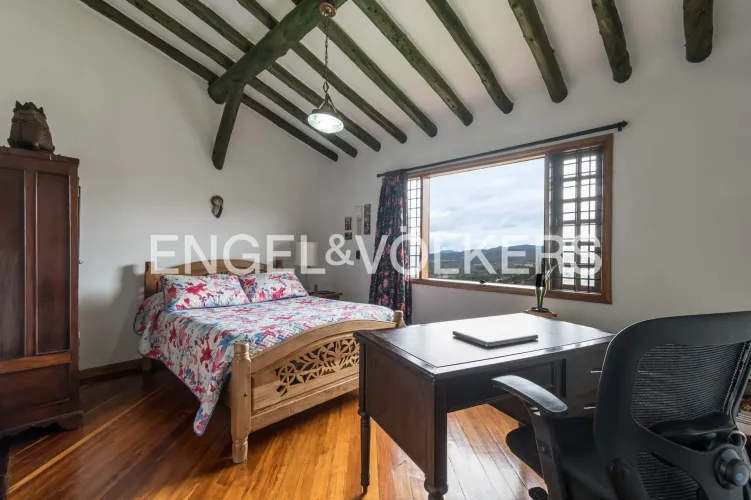 Casa de 4 alcobas en venta en Carrizales, Rionegro, 423 m² · foto 17 de 24