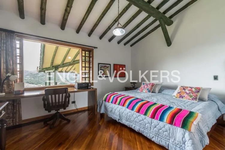 Casa de 4 alcobas en venta en Carrizales, Rionegro, 423 m² · foto 15 de 24