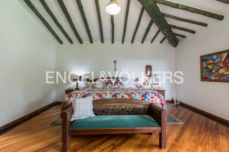 Casa de 4 alcobas en venta en Carrizales, Rionegro, 423 m² · foto 13 de 24