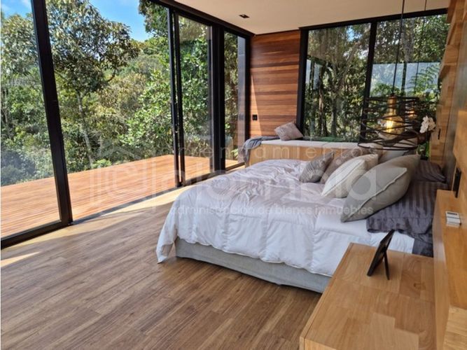 Casa de 2 alcobas en venta en Pantanillo, Envigado, 304 m² · foto 16 de 24