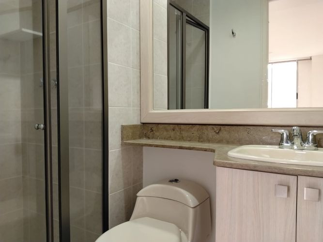 Apartamento de 2 alcobas en arriendo en El Poblado, Medellín, 94 m² · foto 17 de 19