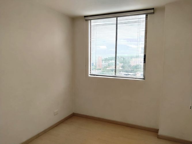 Apartamento de 2 alcobas en arriendo en El Poblado, Medellín, 94 m² · foto 16 de 19