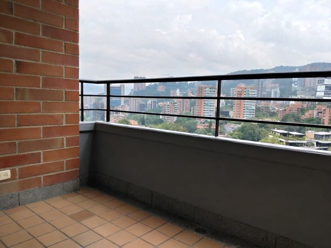 Apartamento de 2 alcobas en arriendo en El Poblado, Medellín, 94 m² · foto 19 de 19