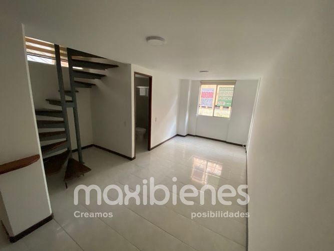 Apartamento de 3 alcobas en arriendo en Vía Las Palmas, Medellín, 70 m² · foto 2 de 10