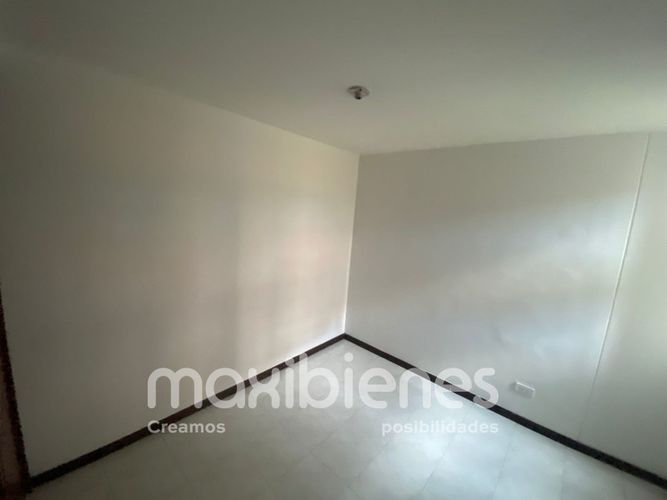 Apartamento de 3 alcobas en arriendo en Vía Las Palmas, Medellín, 70 m² · foto 5 de 10