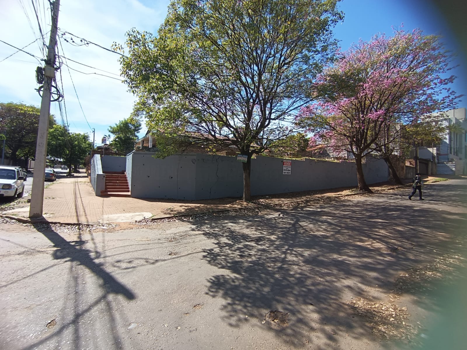 Vendo la mejor esquina de Barrio Jara — foto 3
