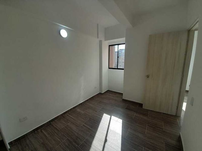 Apartamento de 2 alcobas en venta en Barro Blanco, Rionegro, 56 m² · foto 5 de 9