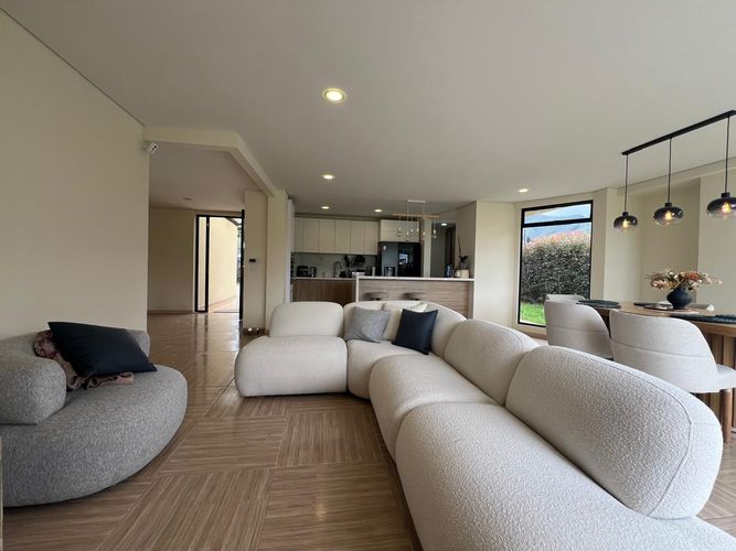 Casa de 4 alcobas en venta en Tiquiza, Chía, 185 m² · foto 7 de 23