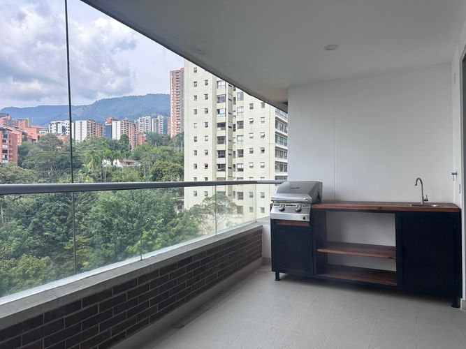 Apartamento de 2 alcobas en arriendo en El Poblado, Medellín, 114 m² · foto 17 de 17