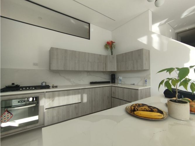 Casa de 4 alcobas en venta en Escobero, Envigado, 345 m² · foto 5 de 24