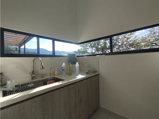 Casa de 4 alcobas en venta en Escobero, Envigado, 345 m² · foto 8 de 24