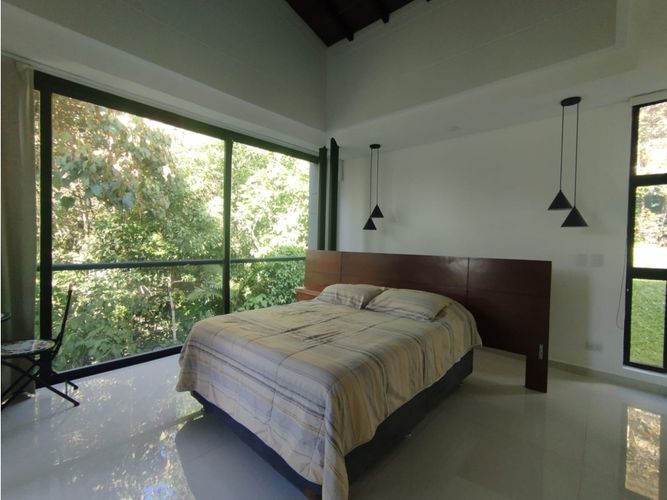 Casa de 4 alcobas en venta en Escobero, Envigado, 345 m² · foto 15 de 24