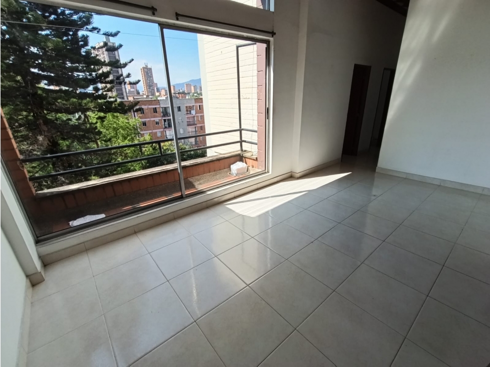 Apartment for sale in Calasanz, Medellín 2