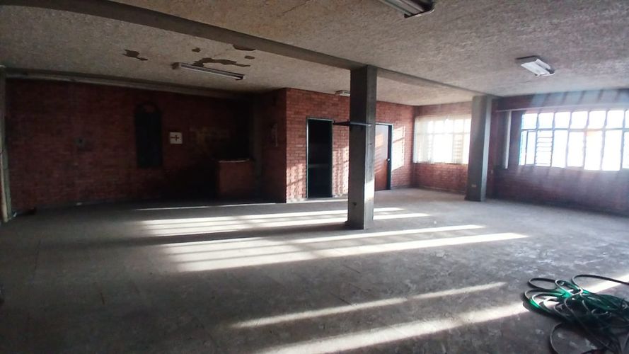 Bodega en venta en Popular, Cali, 400 m² · foto 5 de 18