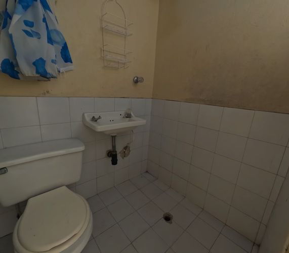 Casa de 9 alcobas en venta en Las Ferias, Bogotá, 276 m² · foto 7 de 24