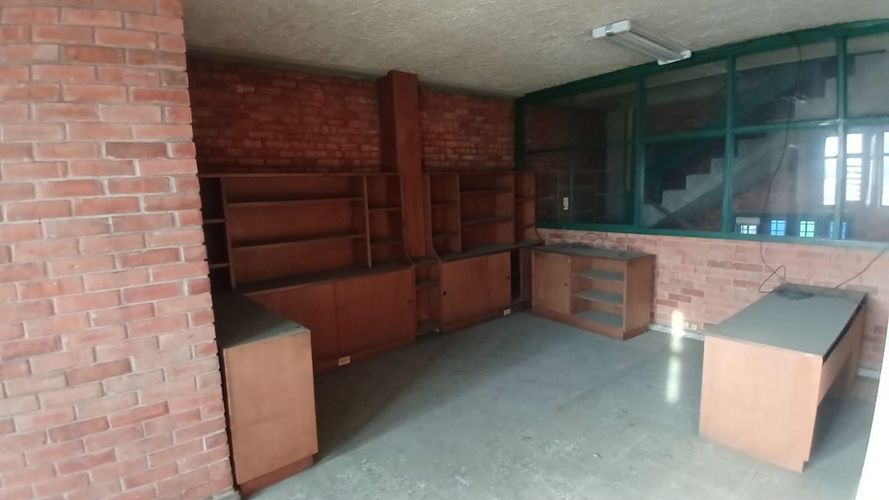 Bodega en venta en Popular, Cali, 400 m² · foto 14 de 18