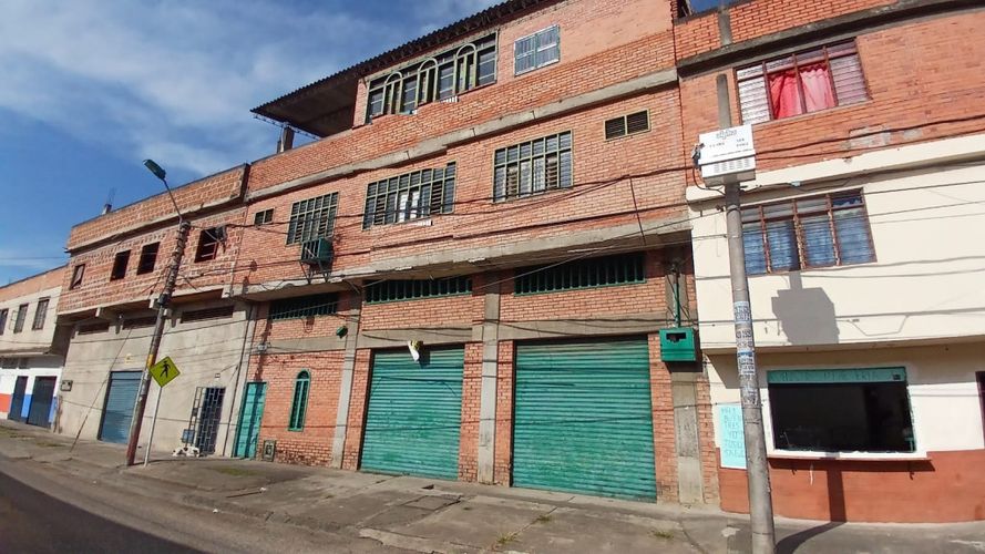 Bodega en venta en Popular, Cali, 400 m² · foto 18 de 18