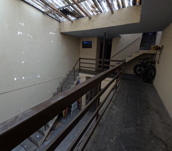 Casa de 9 alcobas en venta en Las Ferias, Bogotá, 276 m² · foto 19 de 24