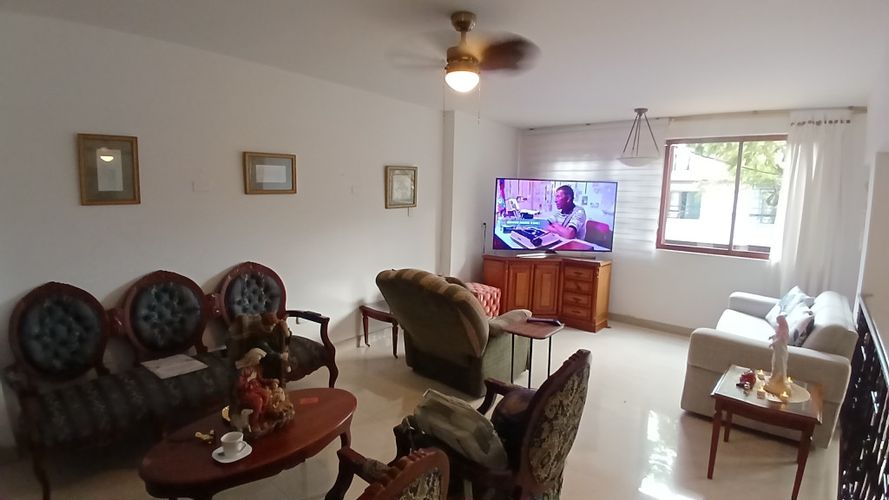 Edificio en venta en El Templete, Cali, 600 m² · foto 3 de 24