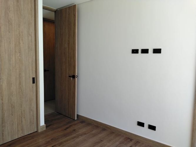 Apartamento de 3 alcobas en venta en El Poblado, Medellín, 133 m² · foto 11 de 19