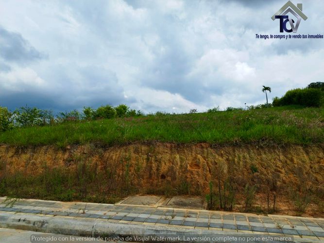Lote en venta en Ruitoque Bajo, Floridablanca, 783 m² · foto 2 de 6