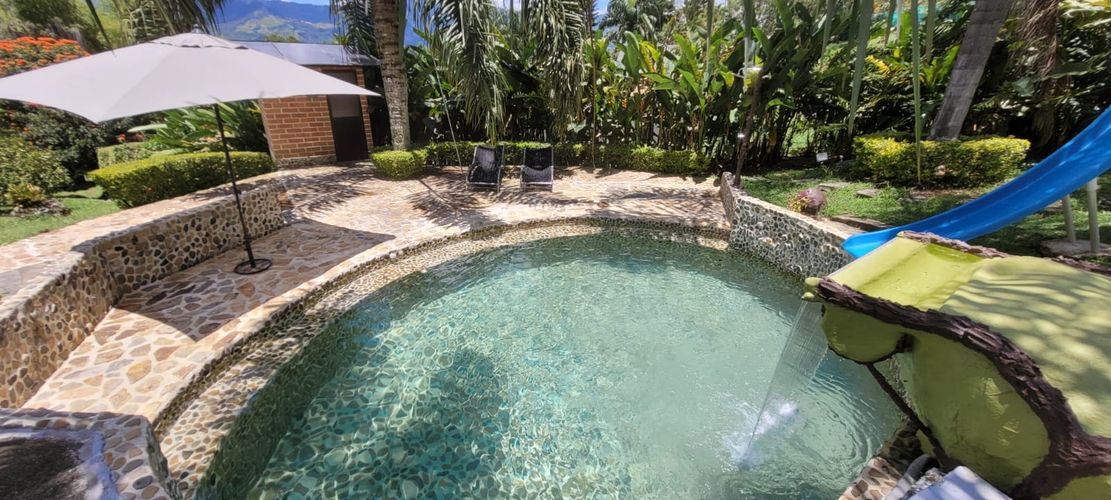 Finca en venta en Zarzal Curzao, Copacabana, 6470 m² · foto 7 de 15