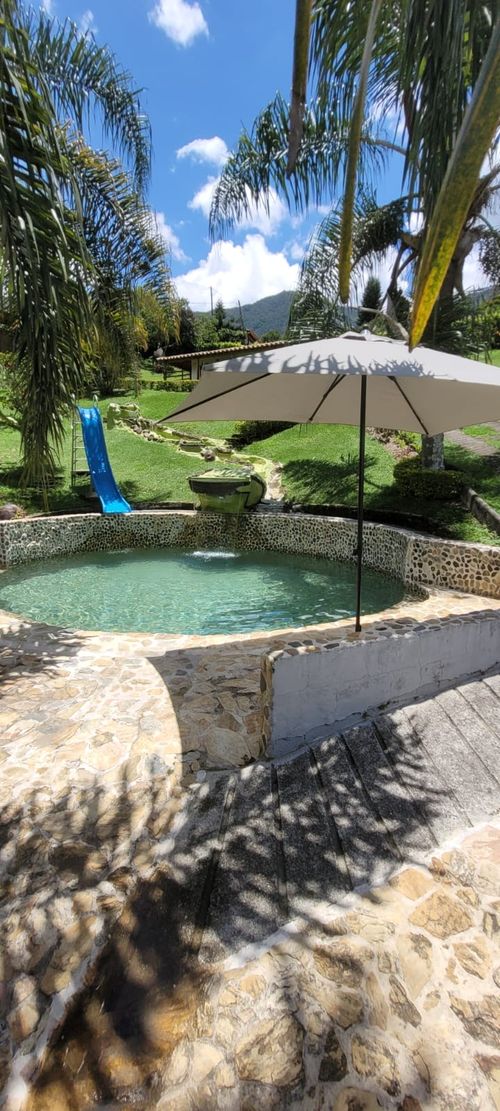 Finca en venta en Zarzal Curzao, Copacabana, 6470 m² · foto 8 de 15