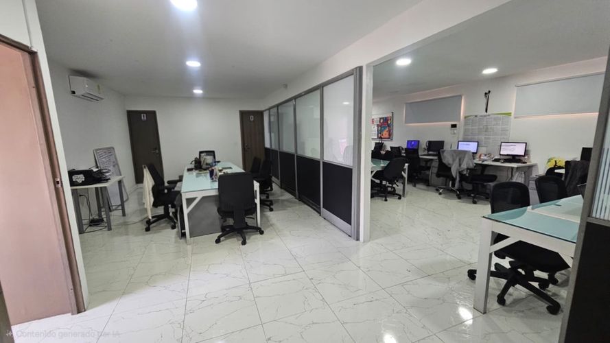 Casa de 5 alcobas en arriendo en Paraiso, Barranquilla, 458 m² · foto 4 de 18