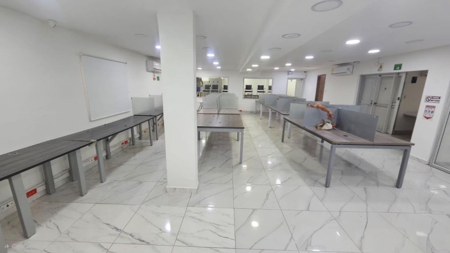 Casa de 5 alcobas en arriendo en Paraiso, Barranquilla, 458 m² · foto 9 de 18