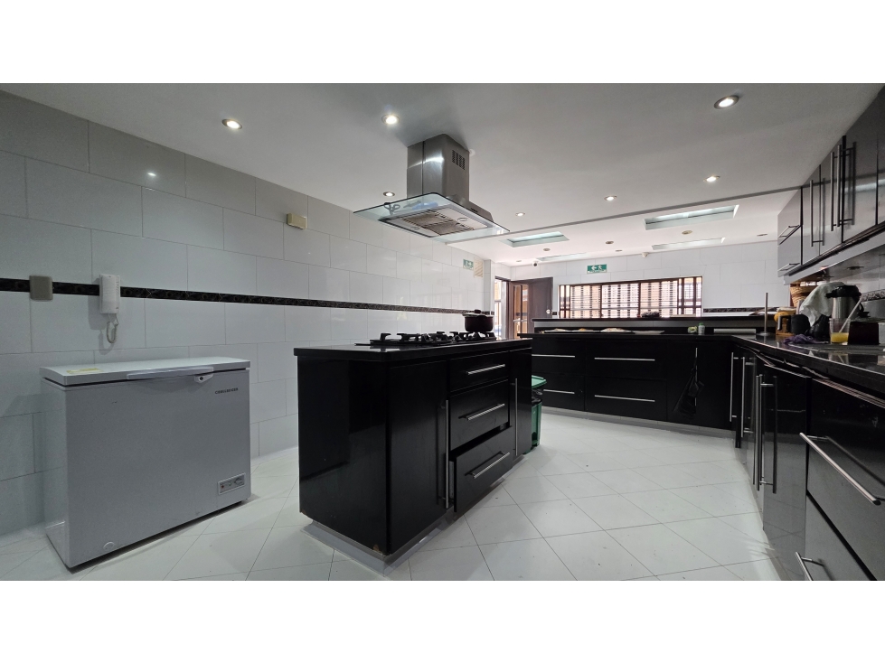 Casa en venta en Niza, Bogotá · foto 6 de 24