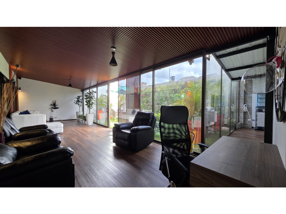 Casa en venta en Niza, Bogotá · foto 8 de 24