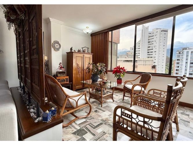 Apartamento de 3 alcobas en venta en Santa Teresita, Cali, 293 m² · foto 14 de 24