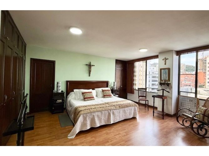 Apartamento de 3 alcobas en venta en Santa Teresita, Cali, 293 m² · foto 16 de 24
