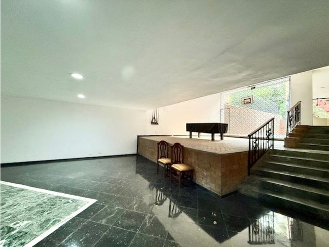 Apartamento de 3 alcobas en venta en Santa Teresita, Cali, 293 m² · foto 21 de 24