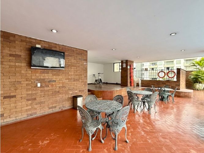 Apartamento de 3 alcobas en venta en Santa Teresita, Cali, 293 m² · foto 23 de 24