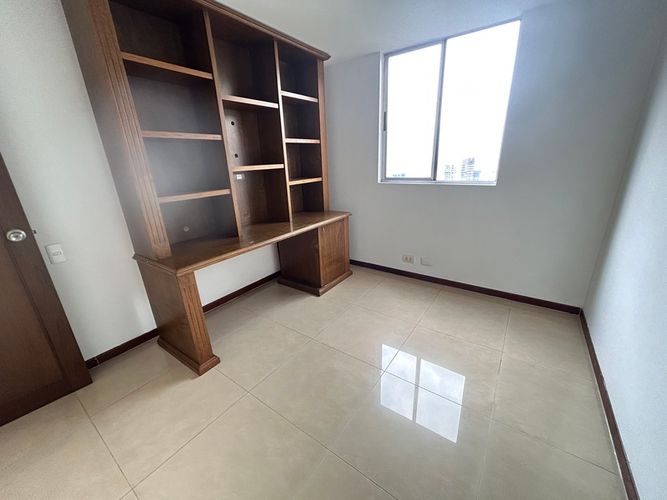 Apartamento de 3 alcobas en arriendo en Santa Fe, Medellín, 140 m² · foto 10 de 18