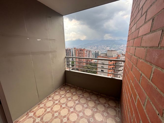 Apartamento de 3 alcobas en arriendo en Santa Fe, Medellín, 140 m² · foto 18 de 18