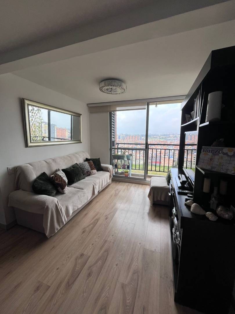 Apartamento en venta en Castilla, Bogotá · foto 2 de 20